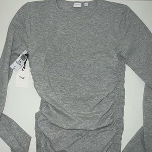 Aritzia grey Malibu chill top size M